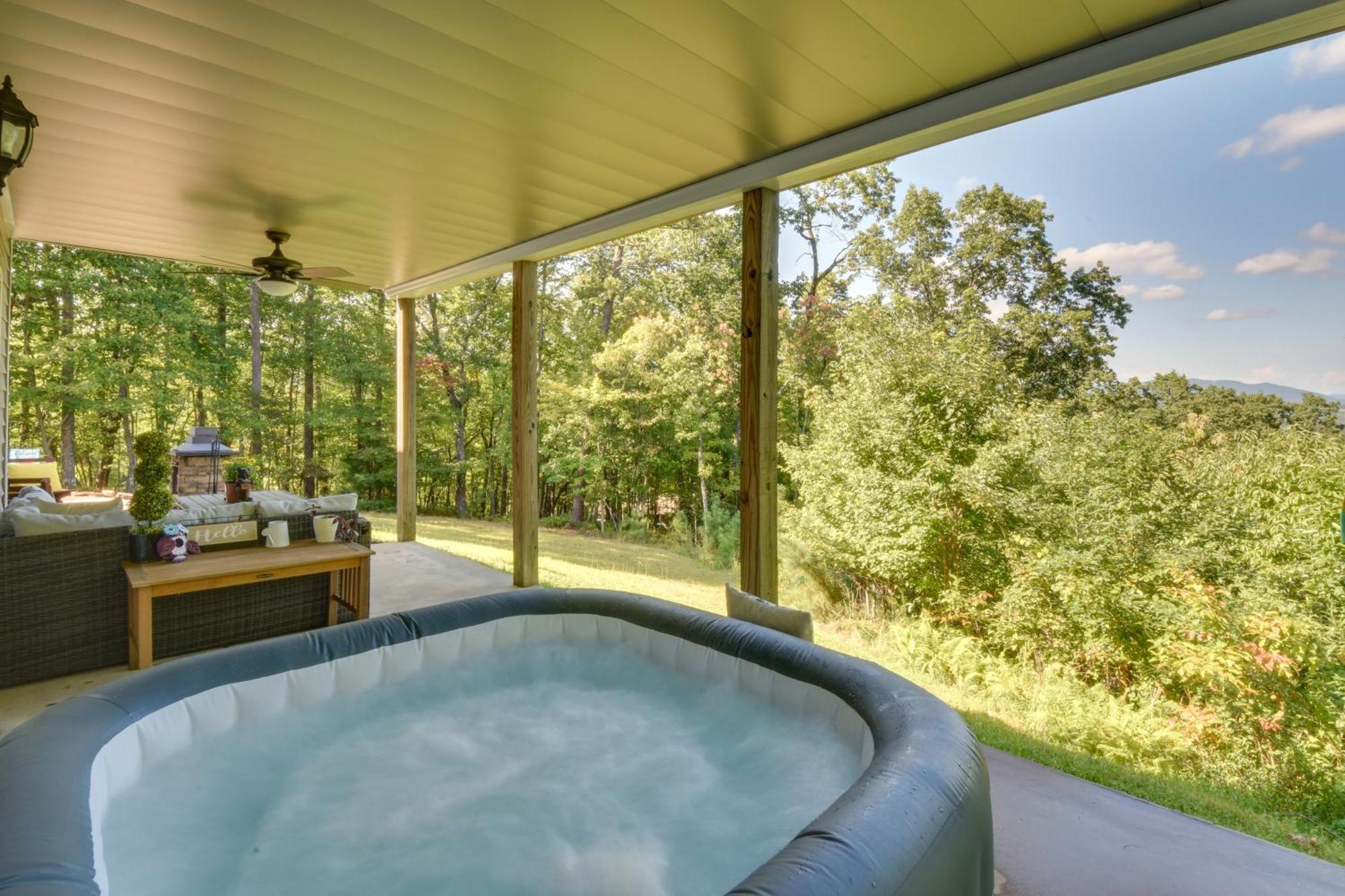Lakemont Retreat Game Room, Hot Tub, And Mtn Views! Eksteriør billede